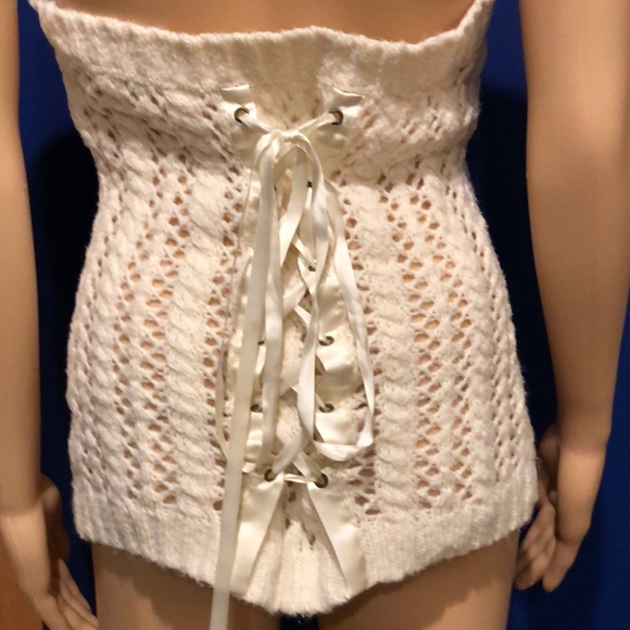 Guess cream knit sweater vest Sz M pre-owned - Picture 3 of 5